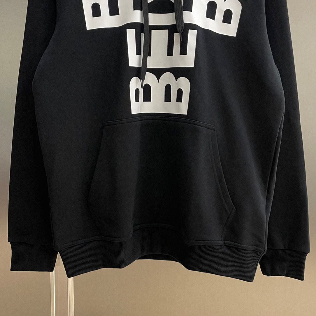 【BURBERRY旗艦店】ご好評に付き再入荷！！【男女兼用】