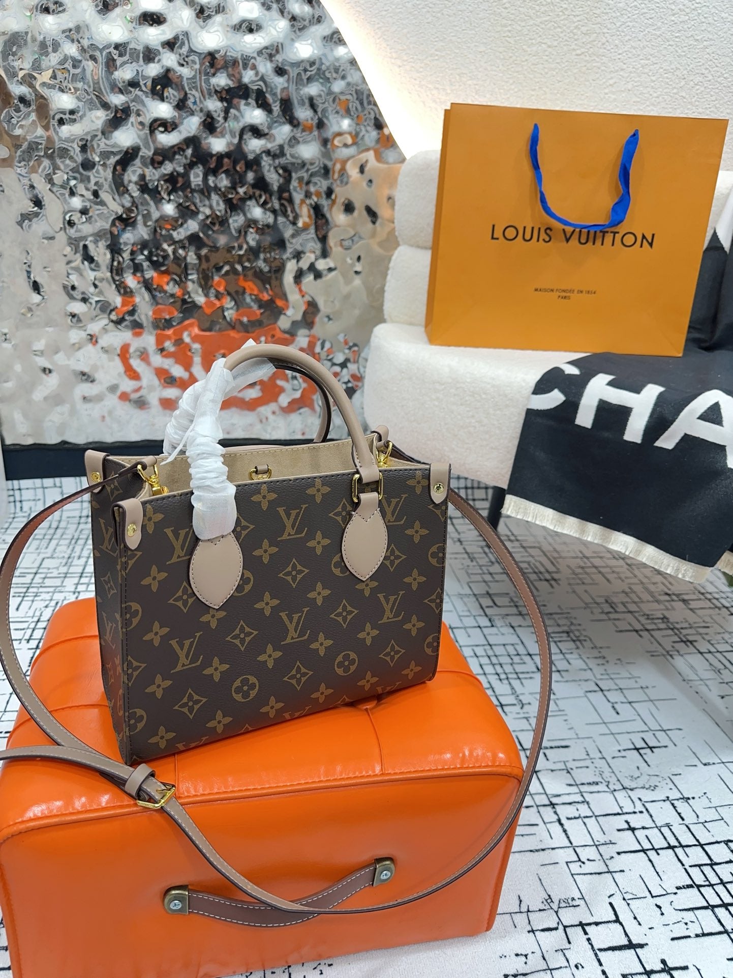 Louis Vuitton(ルイヴィトン) コストパフォーマンスの王様 onthego マミーバッグ 新モデル発売