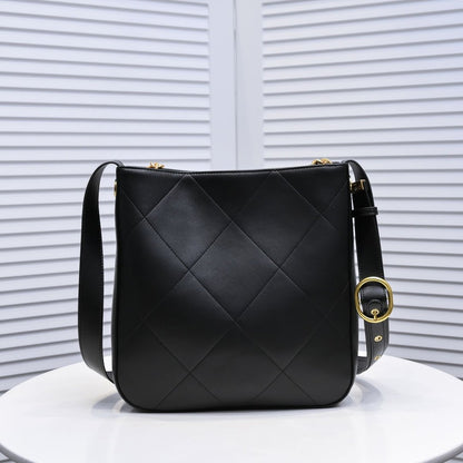 【Chanel 】【シャネル】ショルダーバッグ & クロスボディバッグ 28x29x7 cm