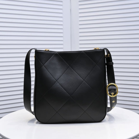 【Chanel 】【シャネル】ショルダーバッグ & クロスボディバッグ 28x29x7 cm