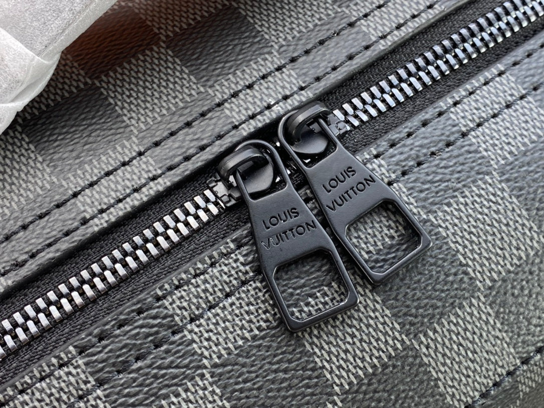 Louis Vuitton 老眼用 LV クラシック エレガント スーツケース バッグ