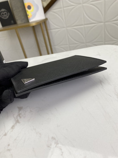 PRADA(プラダ) 財布9.5x14cm