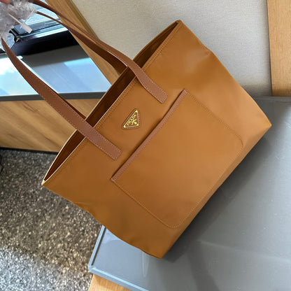 【PRADA 公式 旗艦店】プラダ ハンドバッグ当日出荷 好評に付き再入荷！37*32CM 240719