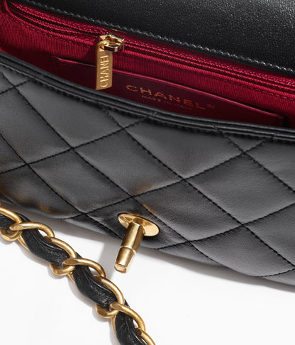 スモール フラップ バッグ