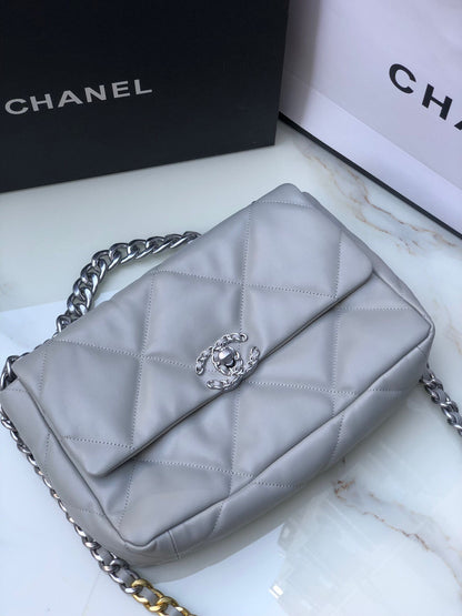 Chanel 19 medium 1161