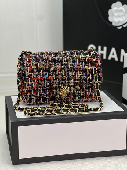 Chanel MINI CLASSIC FLAP BAG 1116