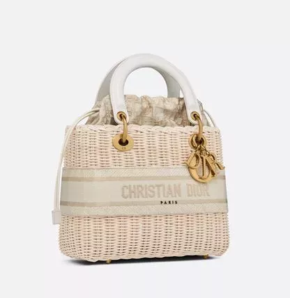 【DIOR直営】新作！ミディアム LADY DIOR