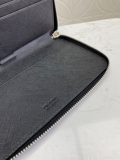 PRADA(プラダ) 財布 21x12cm