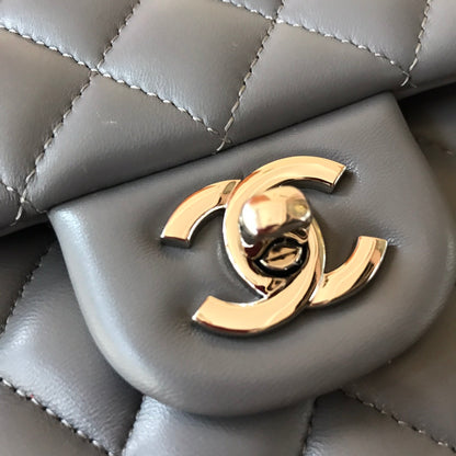 Chanel Flap Bag 1112