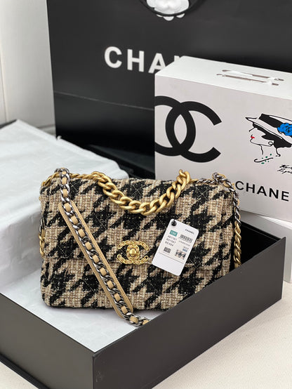 CHANEL 19 LARGE HANDBAG AS1161