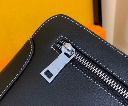 HERMES(エルメス)クラッチバッグ 29X19X7CM