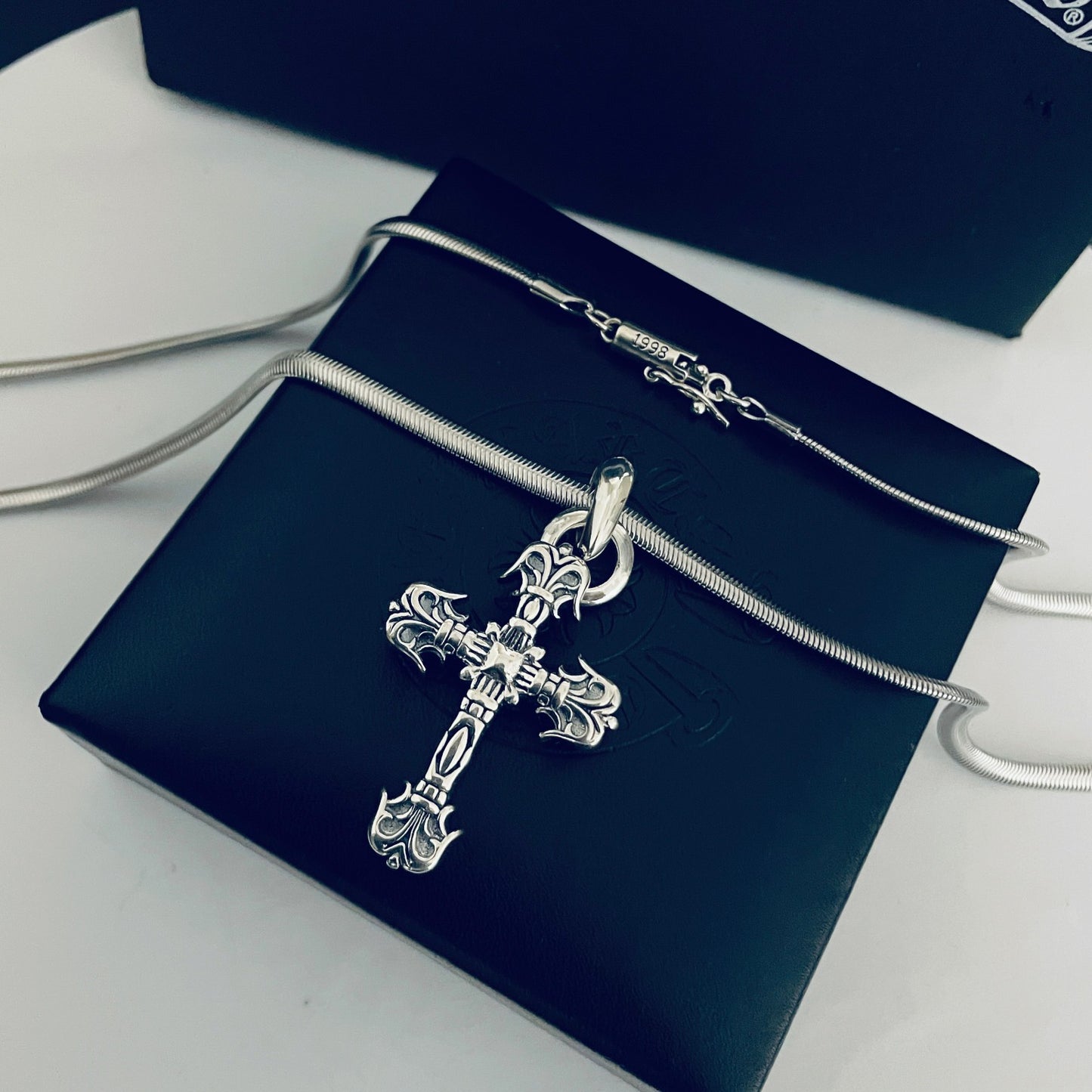 【CHROME HEARTS】クロムハーツ、新しいネックレス万能シンプルファッションオーナメント