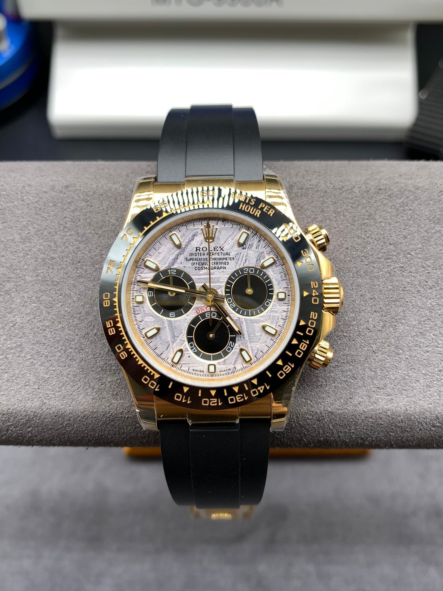 ロレックス コスモグラフ デイトナ 116518LN