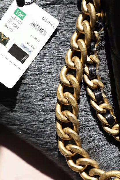 CHANEL 19 LARGE HANDBAG AS1161B0485294305