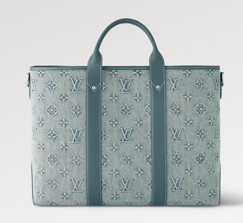 Louis Vuitton バッグ《Weekend》ブルー レザー ロゴ 直営店 M22537