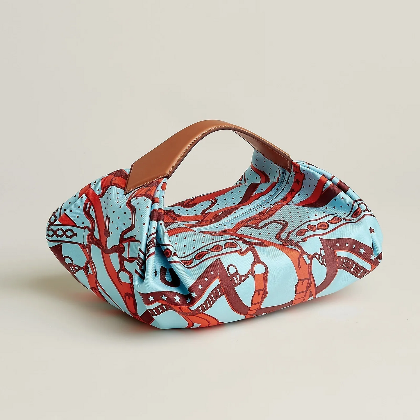 【目を引くデザイン】HERMES BALUSOIE バッグ