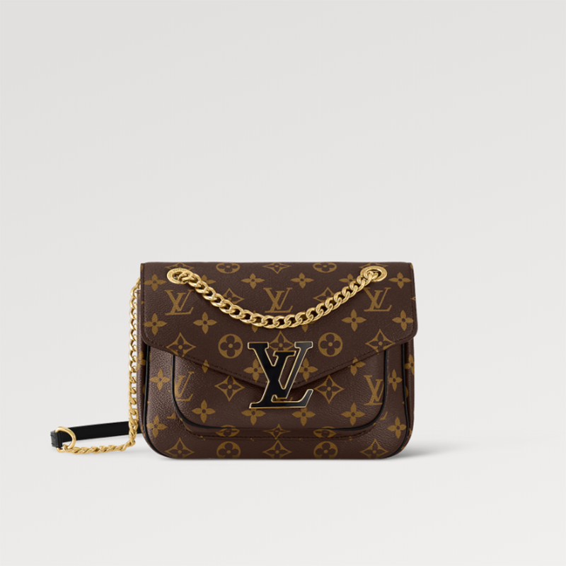 【新作】大人気モデル！！　LOUIS VUITTON　ショルダーバッグ