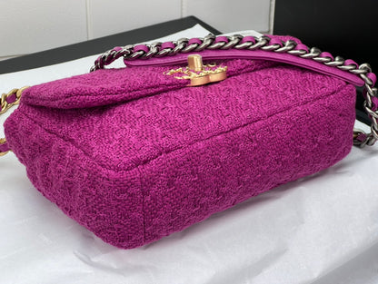 CHANEL 19 HANDBAG AS1161