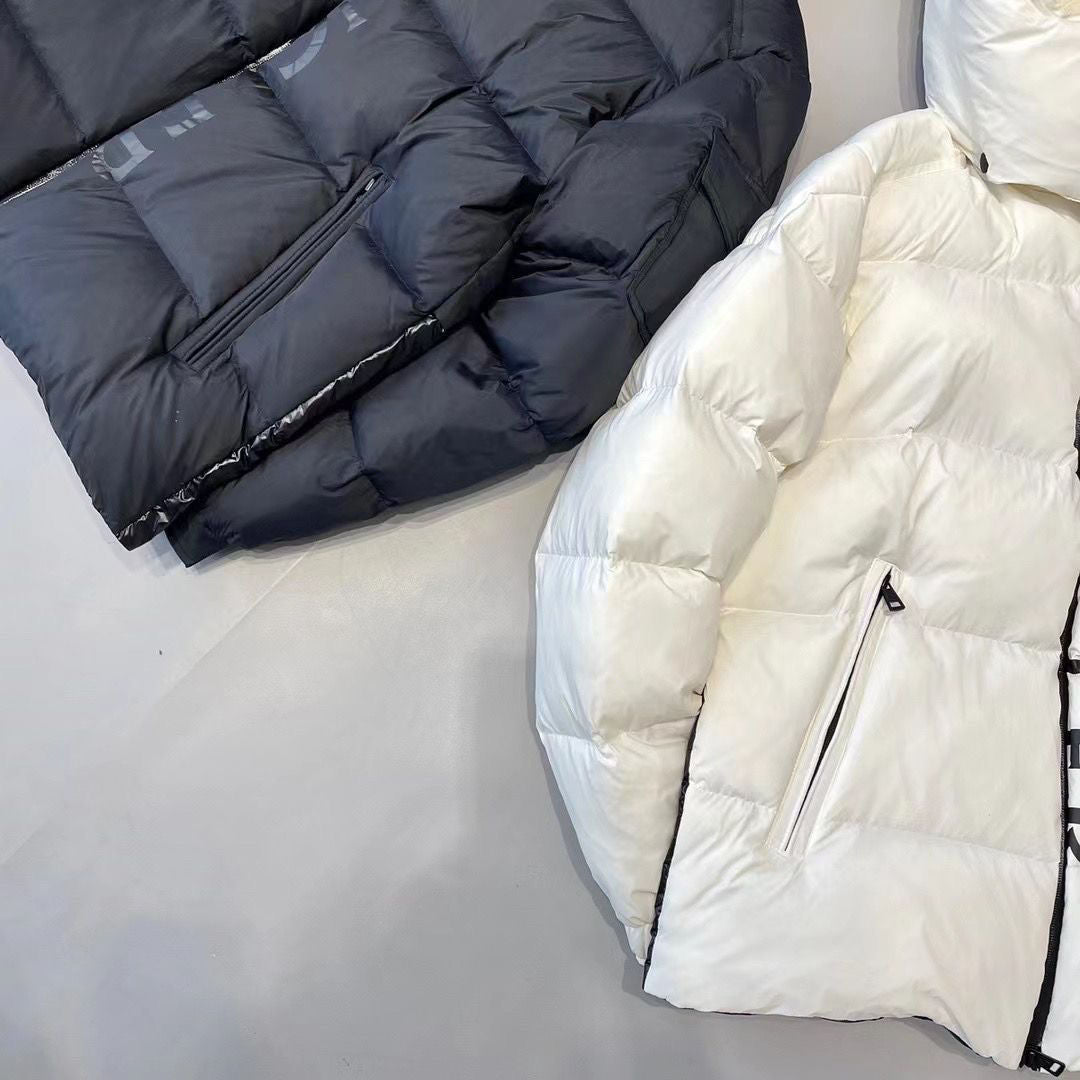 【MONCLER公式 旗艦店】（モンクレール） ダウンジャケット ご好評に付き再入荷！