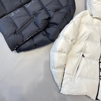 【MONCLER公式 旗艦店】（モンクレール） ダウンジャケット ご好評に付き再入荷！