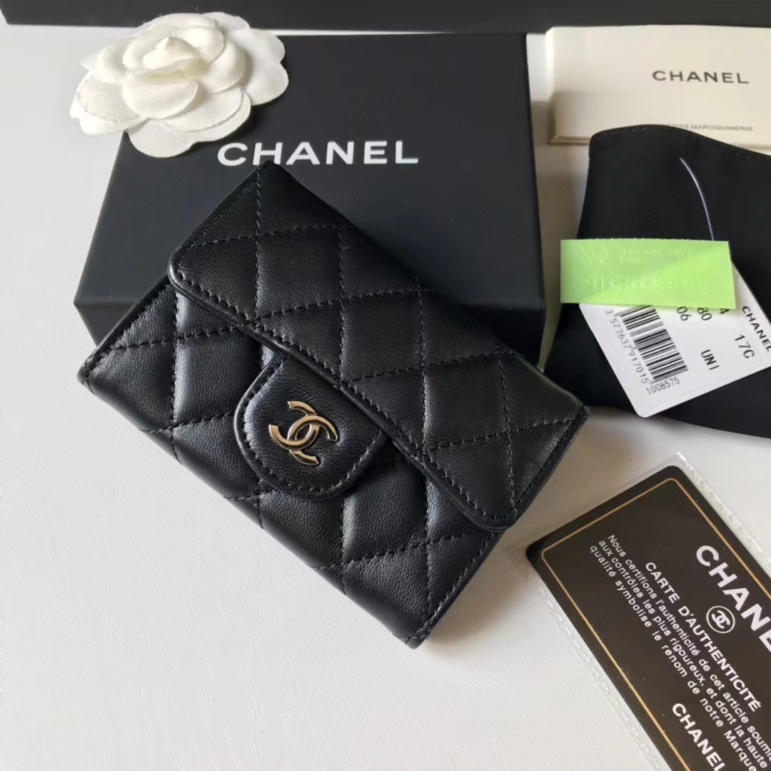 Chanel Classic Leather Wallet In Black
