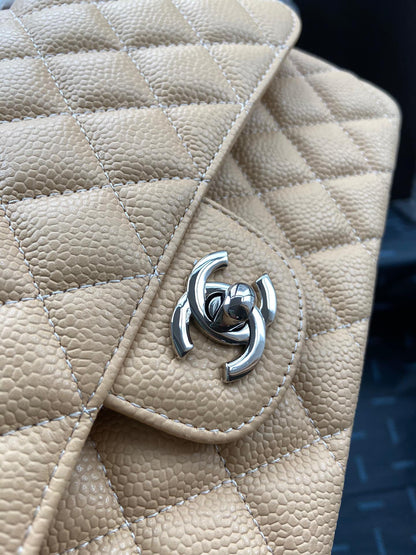 Chanel Flap Bag 1112