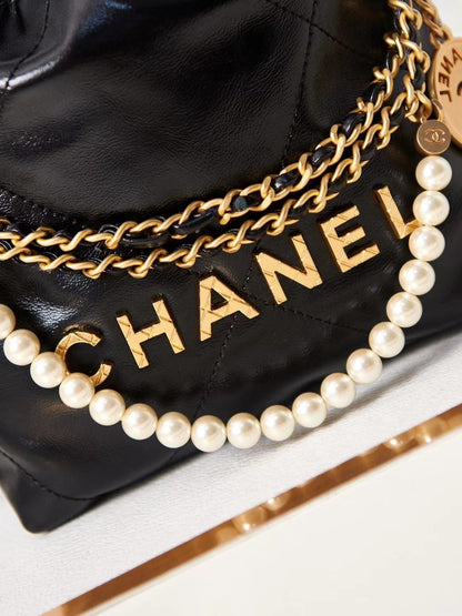 CHANEL 22 Bag Mini AS3980