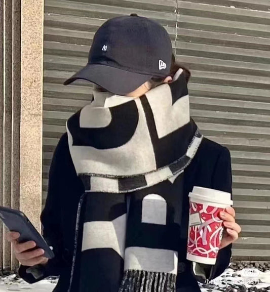 BURBERRY ロゴウールジャガードマフラー 190*35cm