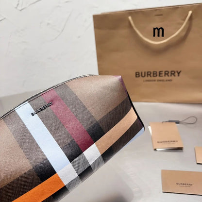BURBERRY セカンドバッグ