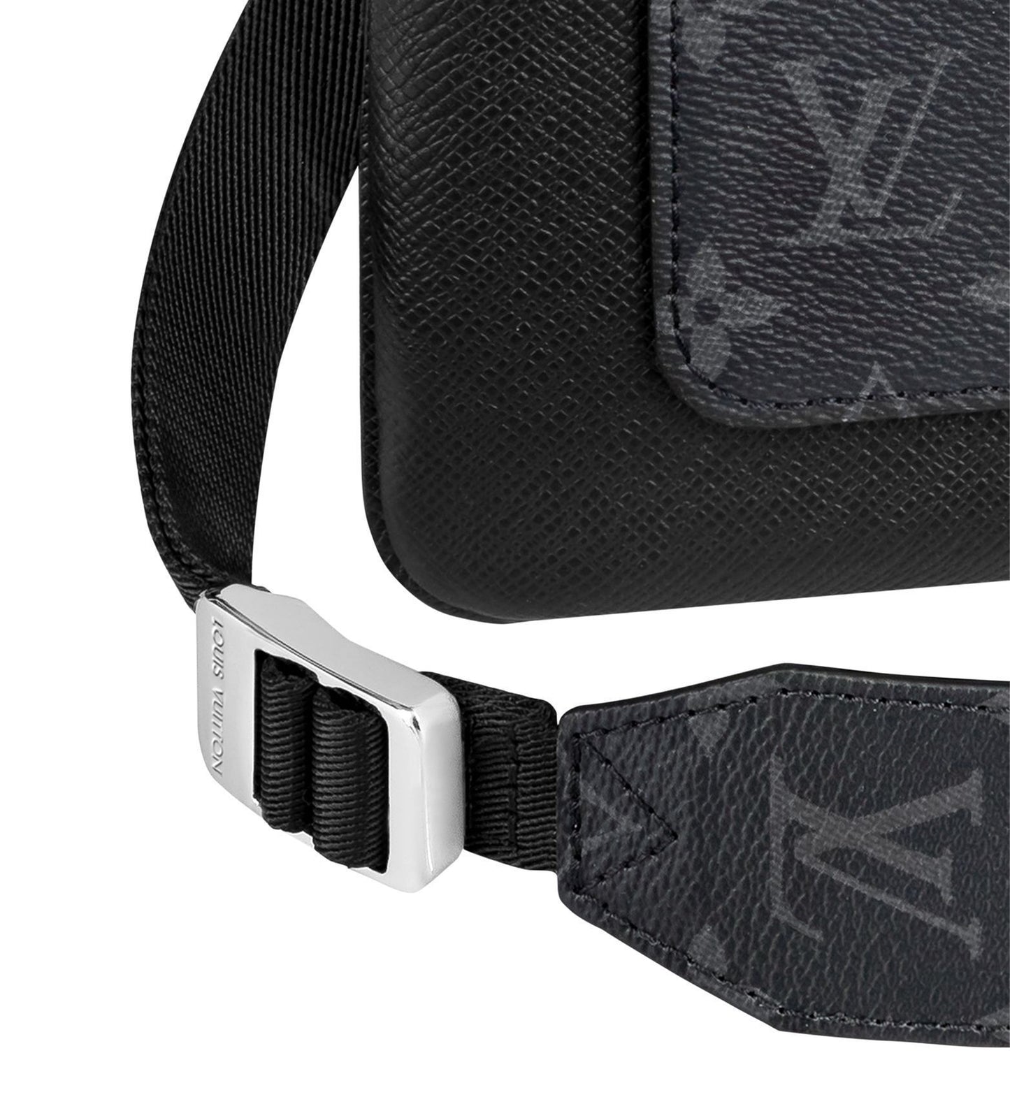 *LV*メンズ アウトドアフラップ モノグラムショルダーバッグ