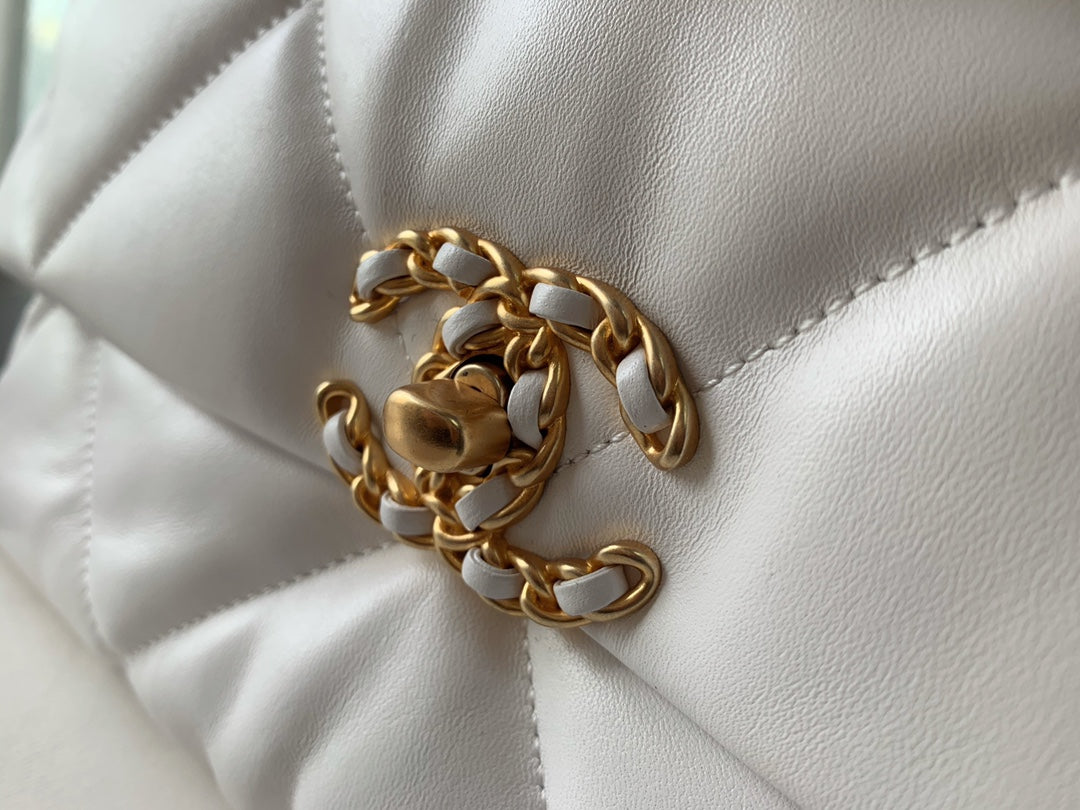 Chanel 19 medium 1161