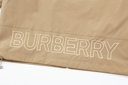 【BURBERRY】男女兼用 ご好評に付き再入荷！