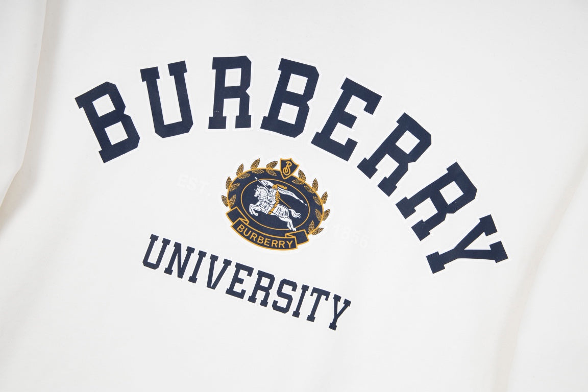 【 Burberry 旗艦店】ご好評に付き再入荷！！