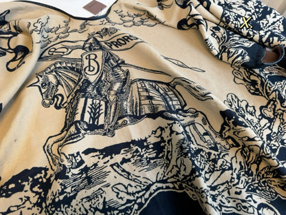 【BURBERRY バーバリー 】バーバリー最新作ナイトウォーホース両面ジャガードショールケープ‼ ️定番中の定番
