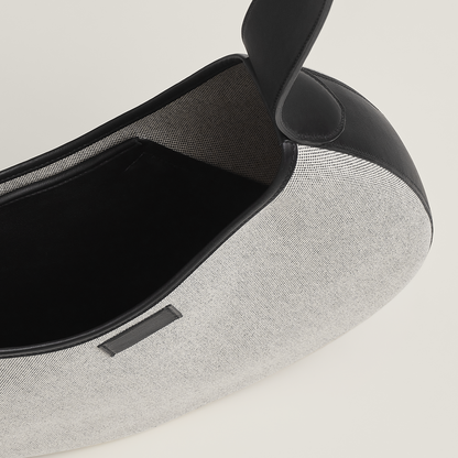 アルコン ショルダーバッグ