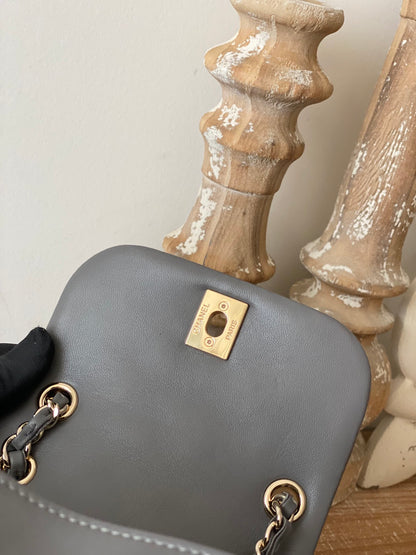 CHANEL 2022 DUMA 2908