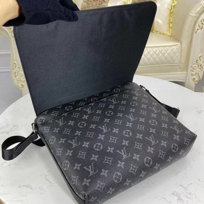 LOUIS VUITTON M45271 ディストリクト MM NV2new