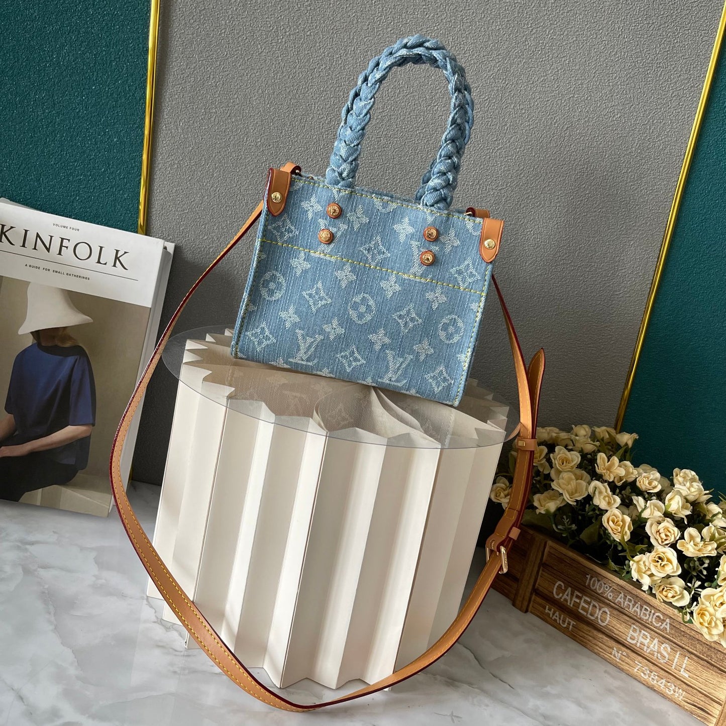 LouisVuitton ブルーデニムデニムスクエアバッグシリーズ M46993 M47054