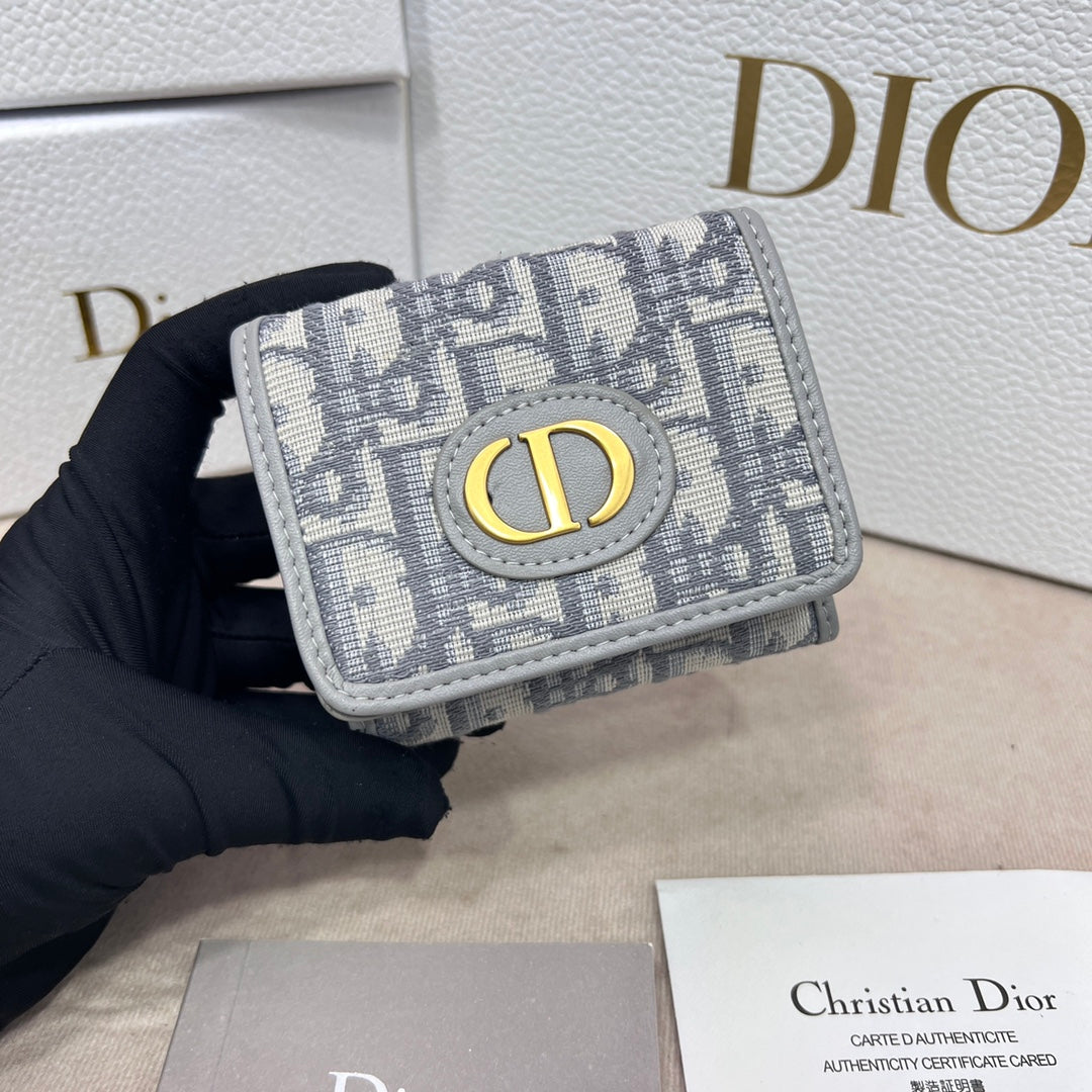 【限定】DIOR❤️30 Montaigneショートウォレット 免税