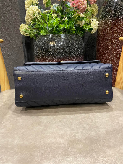 Chanel Cowhide handbag 92991