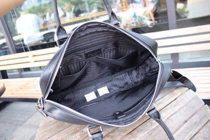【PRADA 公式 旗艦店】プラダ ブリーフケース 当日出荷 好評に付き再入荷！39*30*6CM