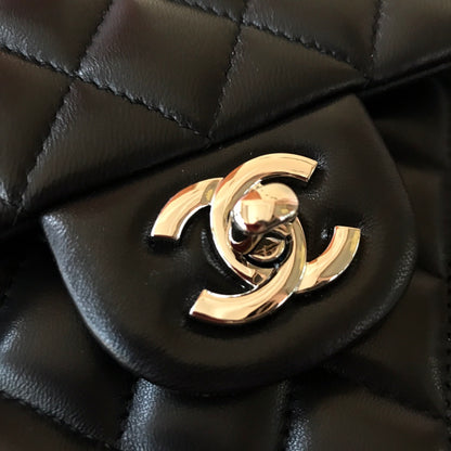 Chanel Flap Bag 1112