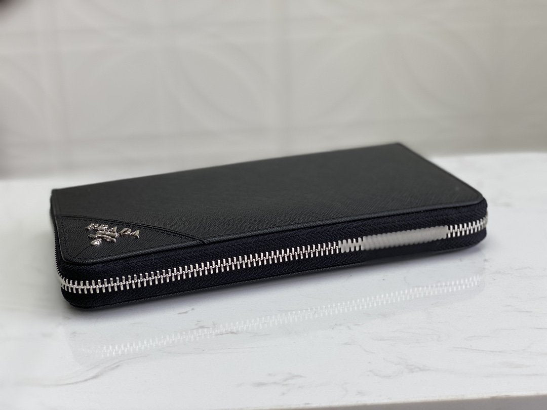 PRADA(プラダ) 財布 21x12cm