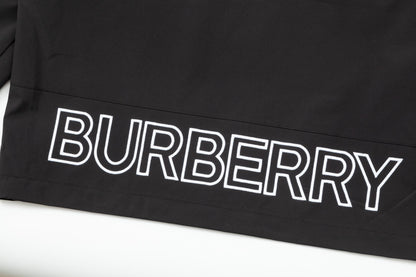 【BURBERRY】男女兼用 ご好評に付き再入荷！