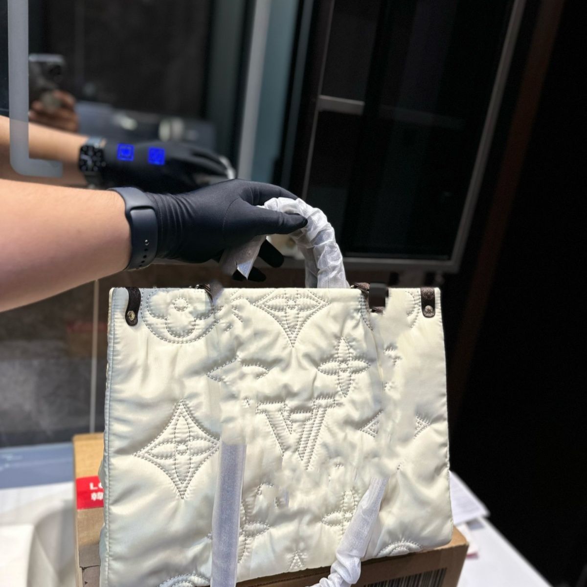 LV 柔らかなコットン素材のトートバッグ【50%オフ 送料無料】