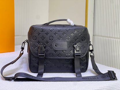 エレガント☆Louis Vuitton☆LV トレイル ショルダーバッグ M46972