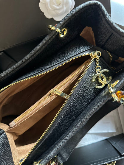 CHANEL 中世のダイヤモンド トートバッグ