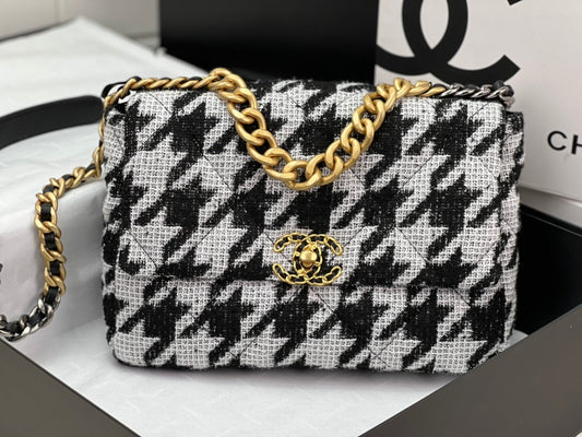CHANEL 19 LARGE HANDBAG AS1161