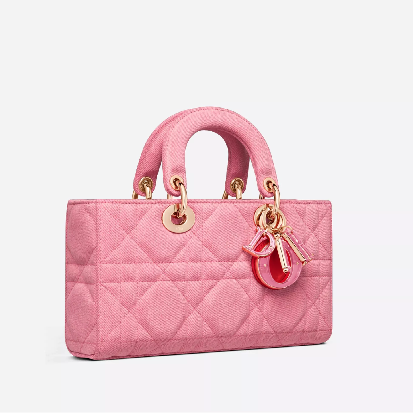 【DIOR】 LADY D-JOY 雑誌掲載！泉里香さん愛用の夏感あふれる新作バッグが登場！