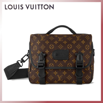 新作*LV*大容量トレイルメッセンジャーモノグラムバッグ M46972
